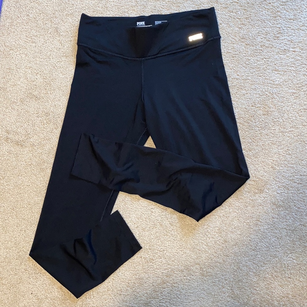 Victoria’s Secret Pink Ultimate Yoga M